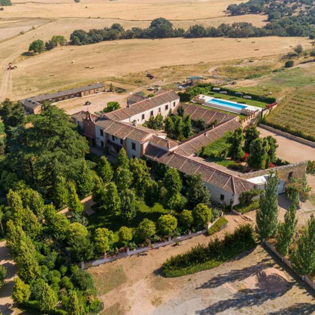 Eventos con piscina Caserio-Lobones-Eventos-en-Madrid-y-Segovia Alquiler de Espacios para Eventos con piscina Caserio Lobones en Madrid